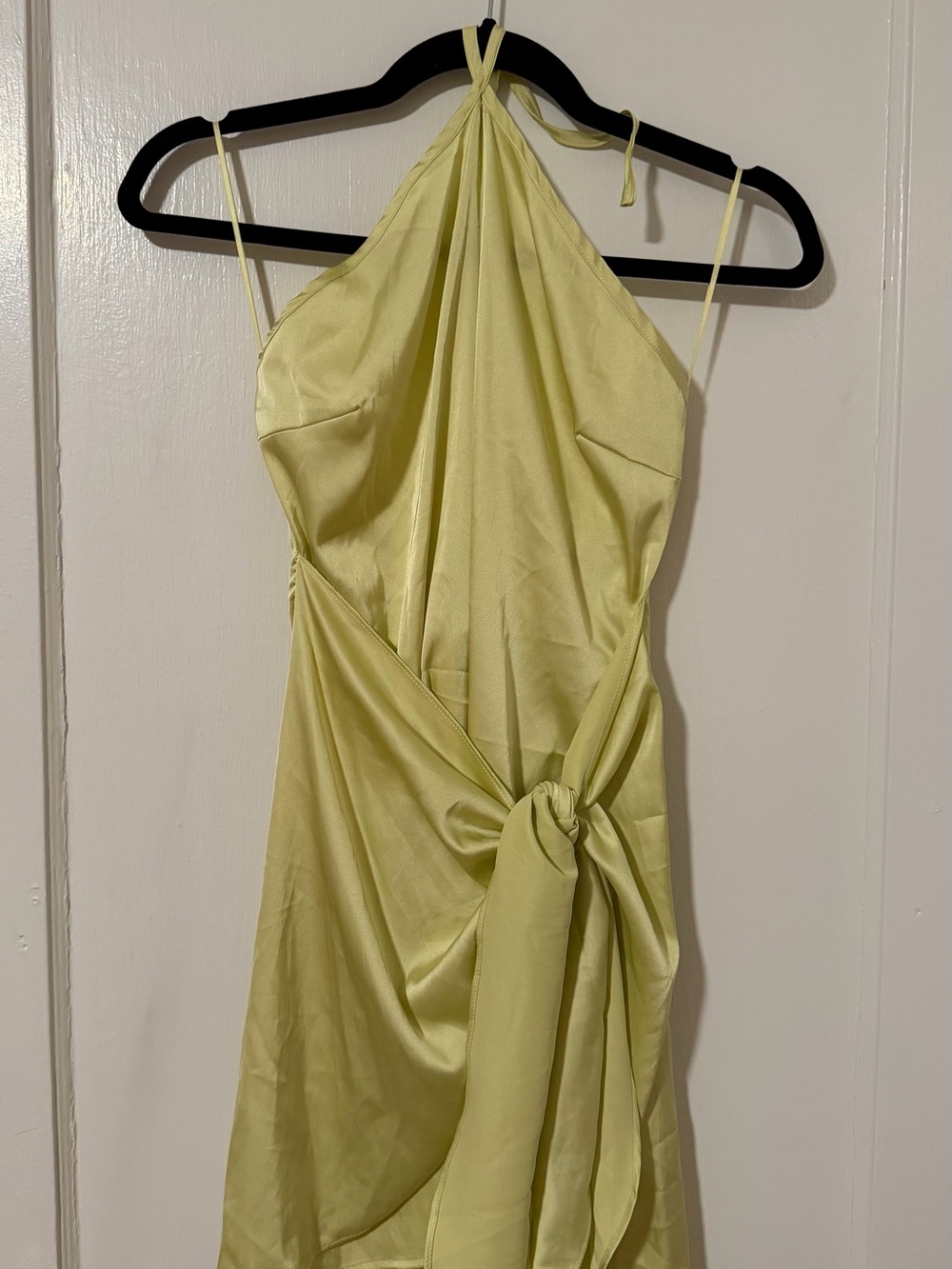 Light Lime Martini Green Halter Mini Cocktail Dress